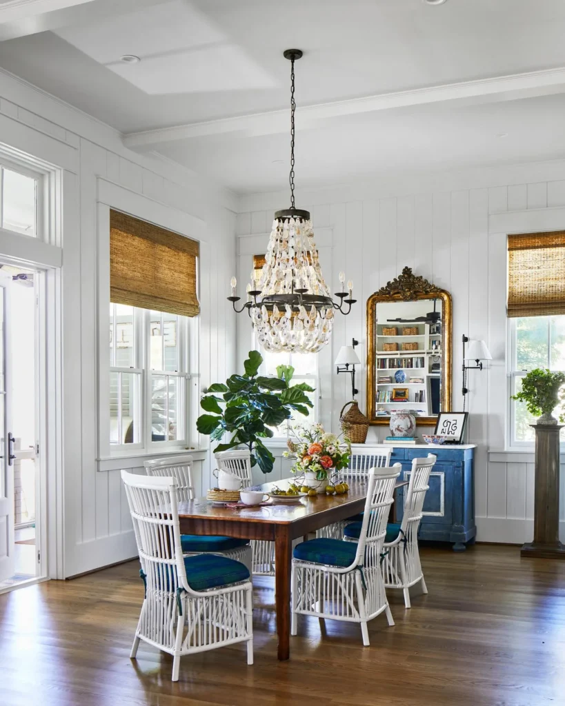 10. Shoreline Dining Room