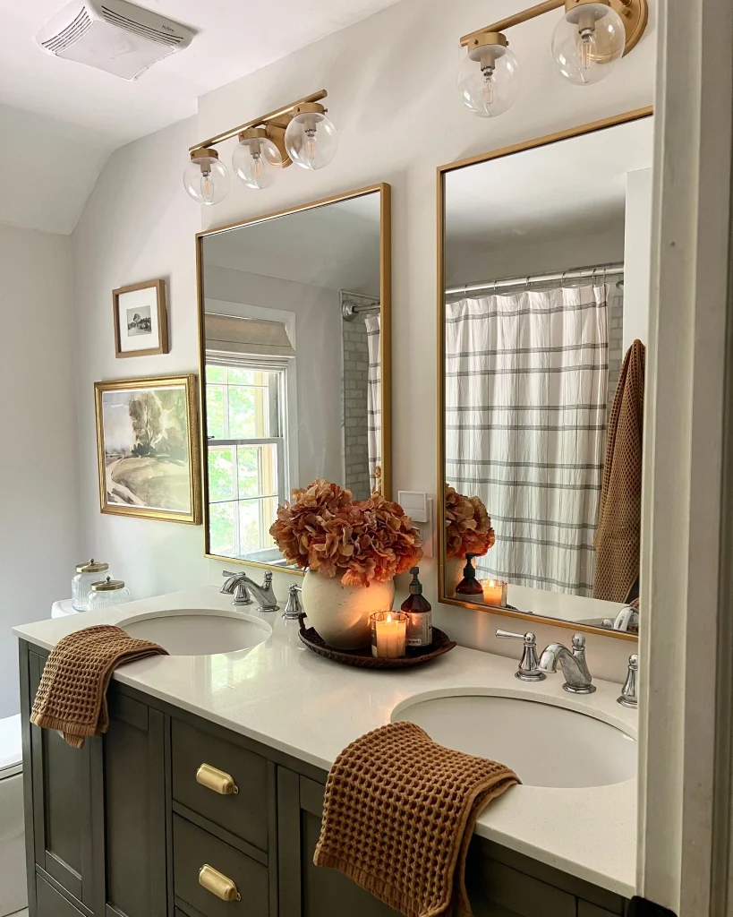 14. Round Tray on a Double Vanity